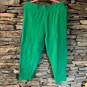 Boden- Vibrant Cropped Green Pants